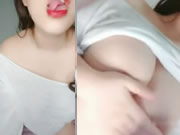 Chinesisches Mädchen streamt live und neckt